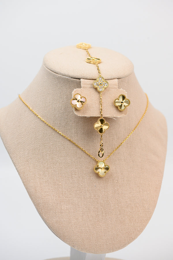 Set : Cadena simple flor imperial + aretes + brazalete