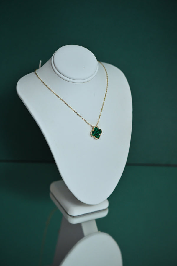 Cadena verde simple new collection