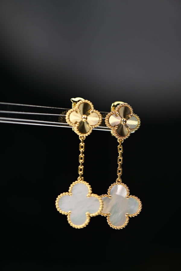 Aretes trebol colección white and gold doble flor